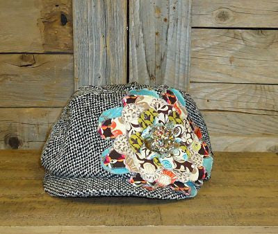 #FF025 Multi Colored Frayed Flower on Black and White Tweed Newsboy Cap